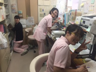 いつも笑顔でこの病院を支えてくれる看護師たち